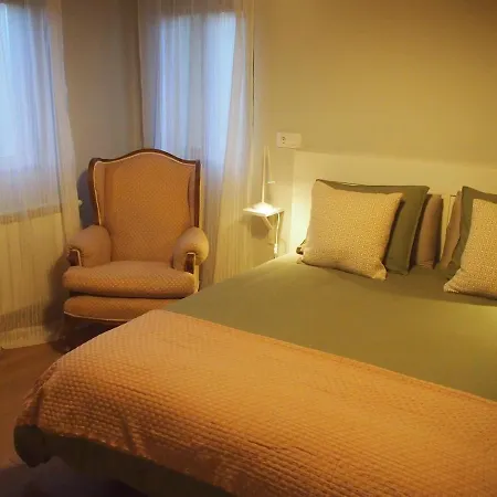 La Vida Sin Reloj A Un Paseo De La Playa Ancillo