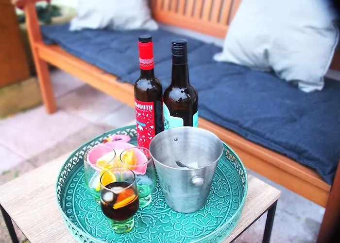 La Vida Sin Reloj A Un Paseo De La Playa Ancillo