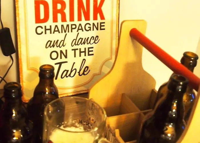 La Vida Sin Reloj A Un Paseo De La Playa Ancillo